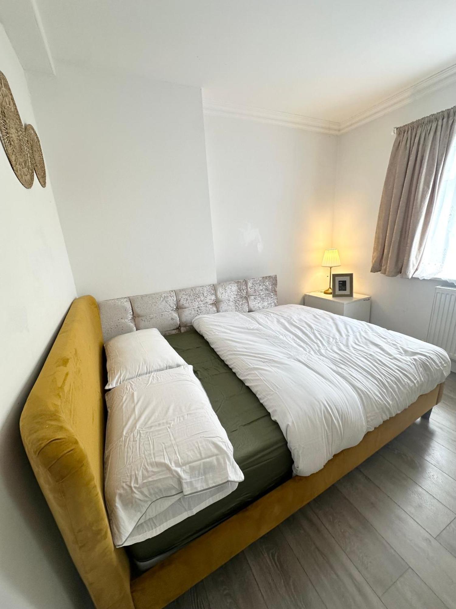Beautiful Home In London With Easy Access To Central London Sutton  Exteriér fotografie