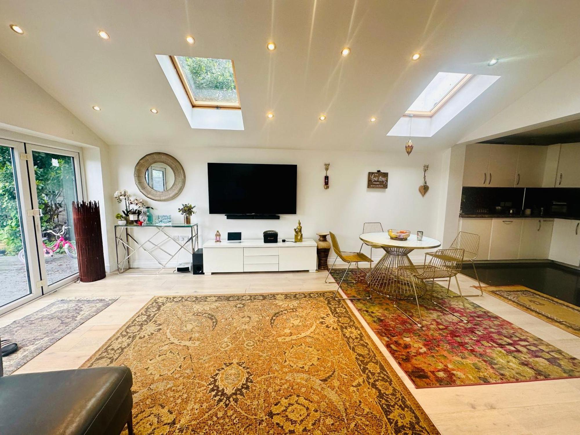 Beautiful Home In London With Easy Access To Central London Sutton  Exteriér fotografie